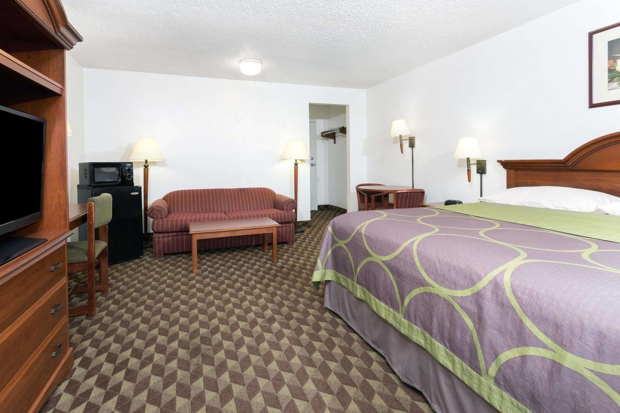 Super 8 By Wyndham Riviera Beach West Palm Beach Bagian luar foto